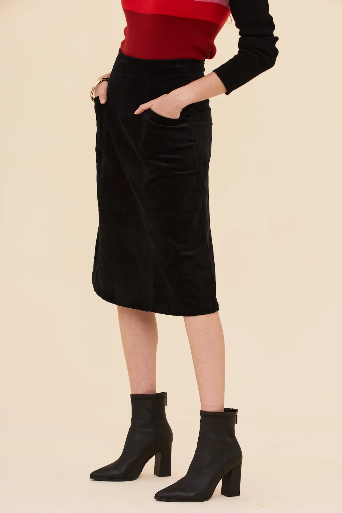 Black Velvet A-line Skirt - Image 4