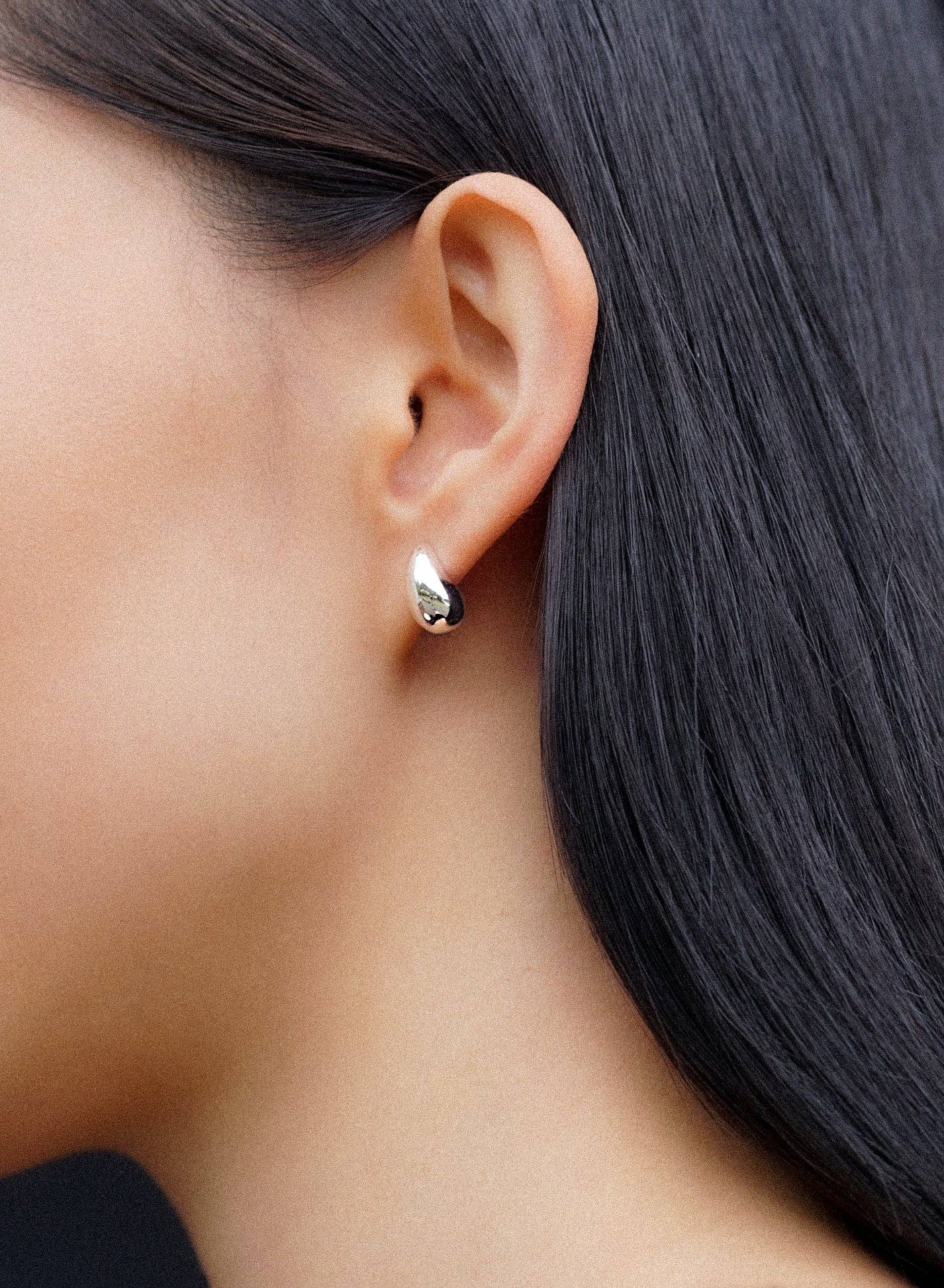 Droplet Earrings ㅡ Small • Silver - Image 3