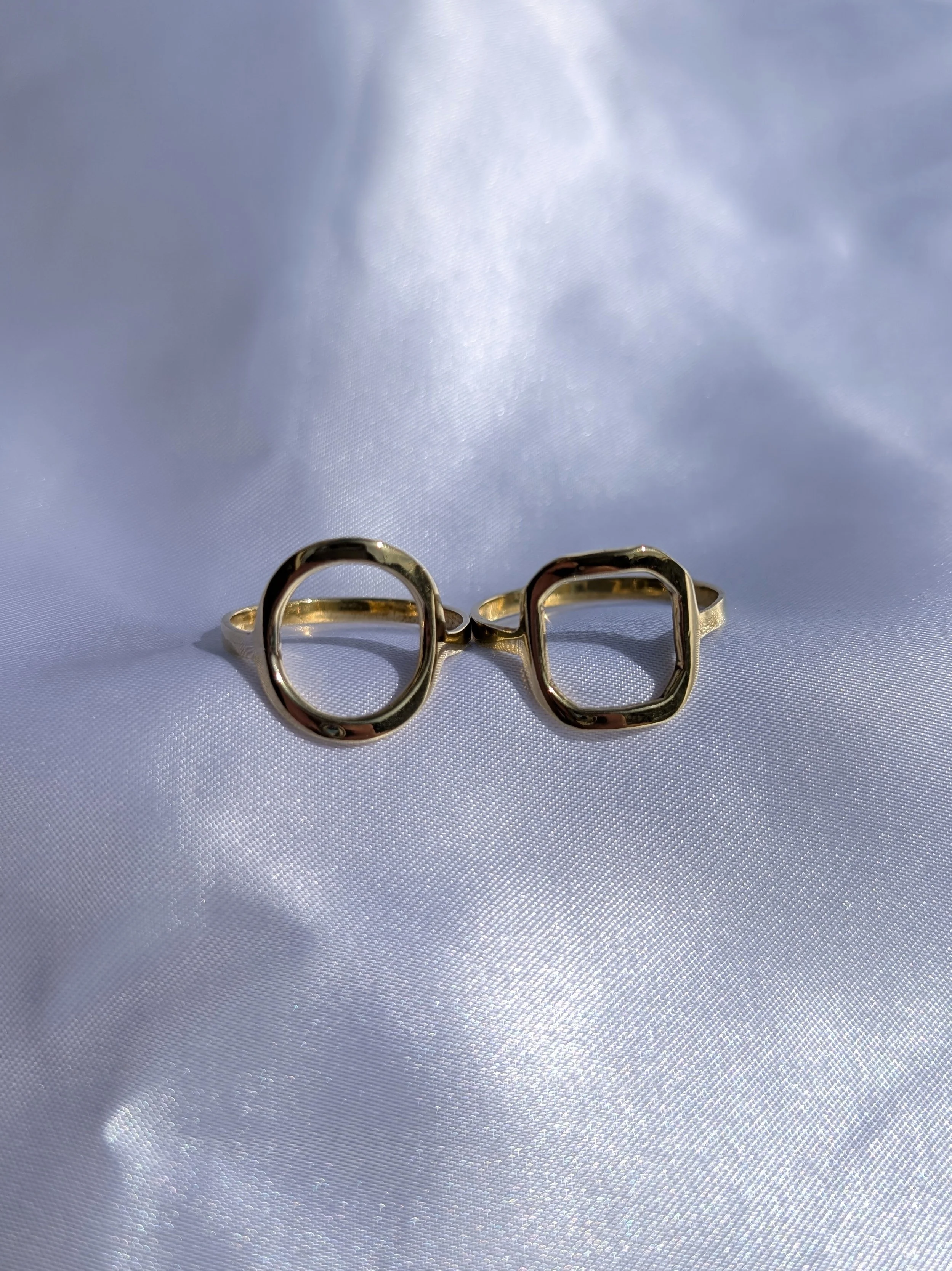 Forma Ring - Brass Circle - Image 4